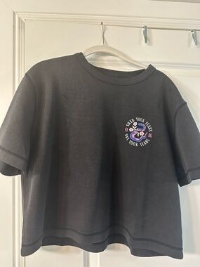 Women’s Octopied Mind Graphic Tee with Pink Accent